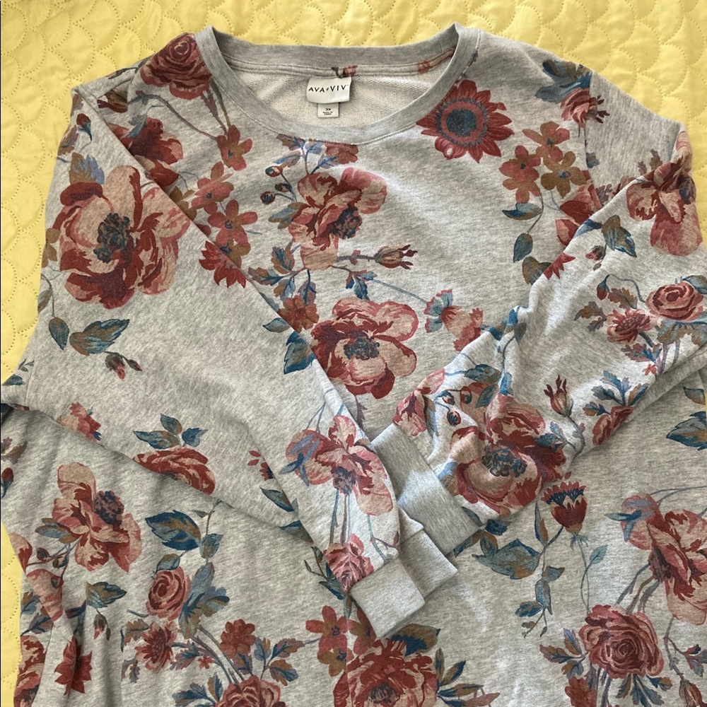 Ava and viv floral sweatshirt